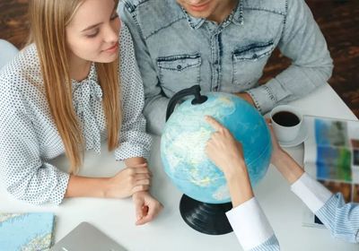 巴拿马VS希腊：两条身份路径，哪一条更适合你的家庭规划？