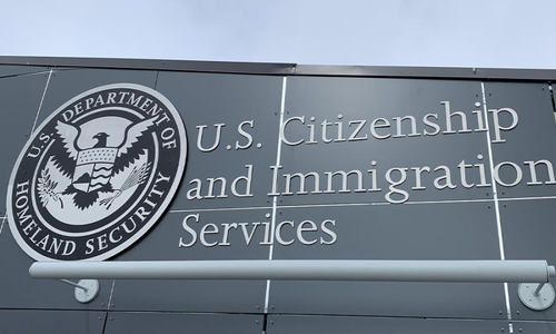 美国DHS紧急澄清：不用全员离境办绿卡！但这类人风险正在增加