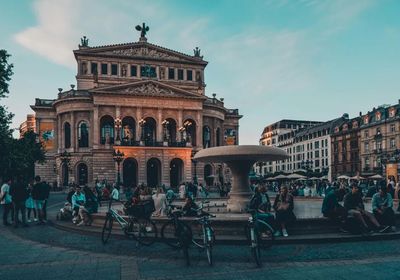 普通人去德国工作的机会在哪？这3类职业值得关注