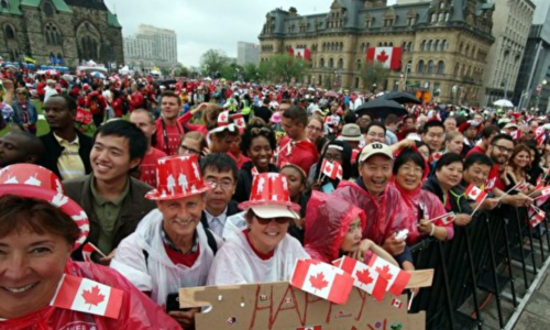 加拿大公布最新人口数据，第三季度增加超36万！